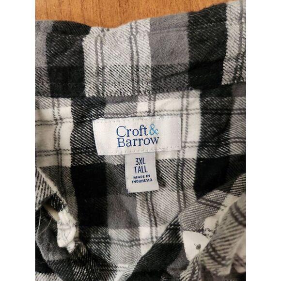 Croft & Barrow set of 2 3X plaid Long sleeved shirts  1 black and white 1-green - Picture 4 of 9